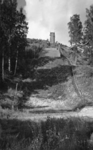 Kullaanvuoren hyppyrimäki 1950-60-lukujen taitteessa.