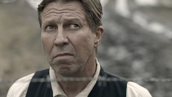 Martti Suosalo elokuvassa Suomen hauskin mies.