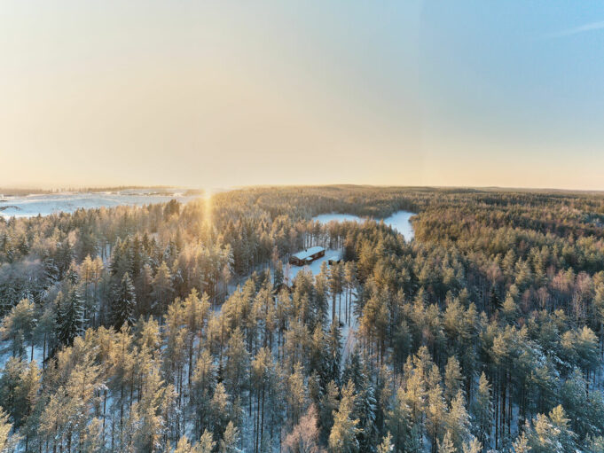 Talvinen ilmakuva Kaakkuri-järvien Natura-alueelta